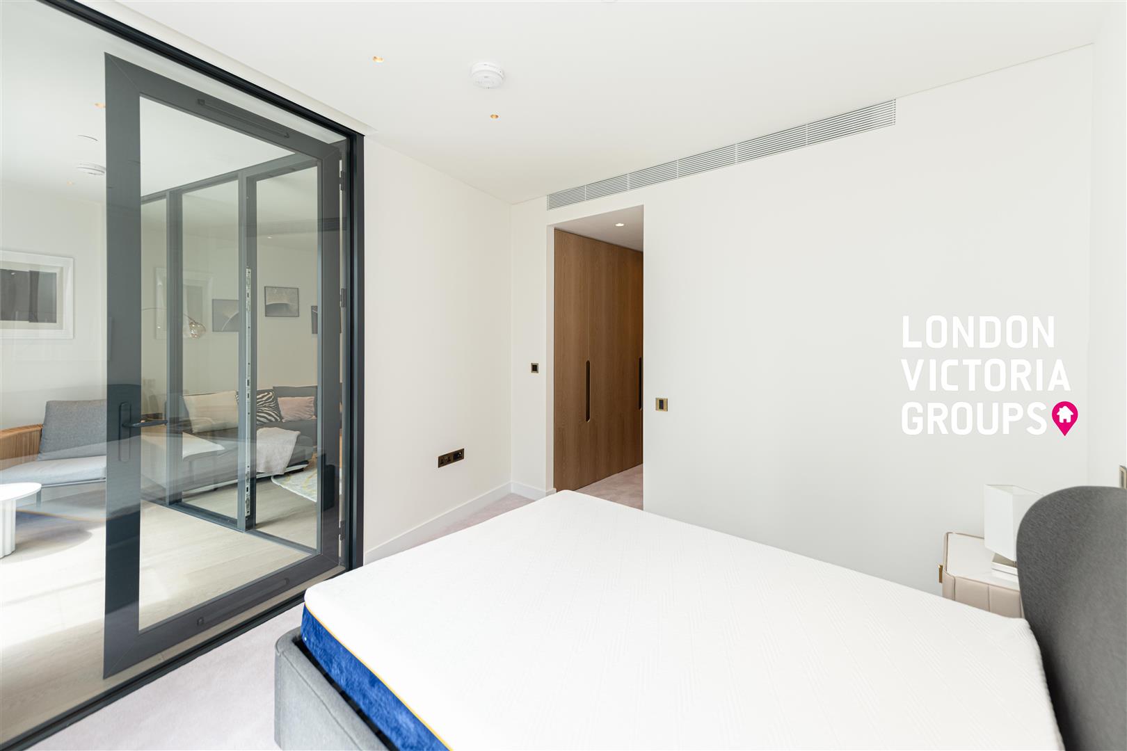 1 Nine Elms Lane, London